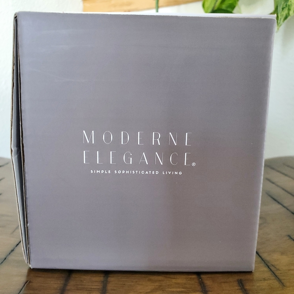 NIB- Moderne Elegance Blue Vase Set - Picture 8 of 8